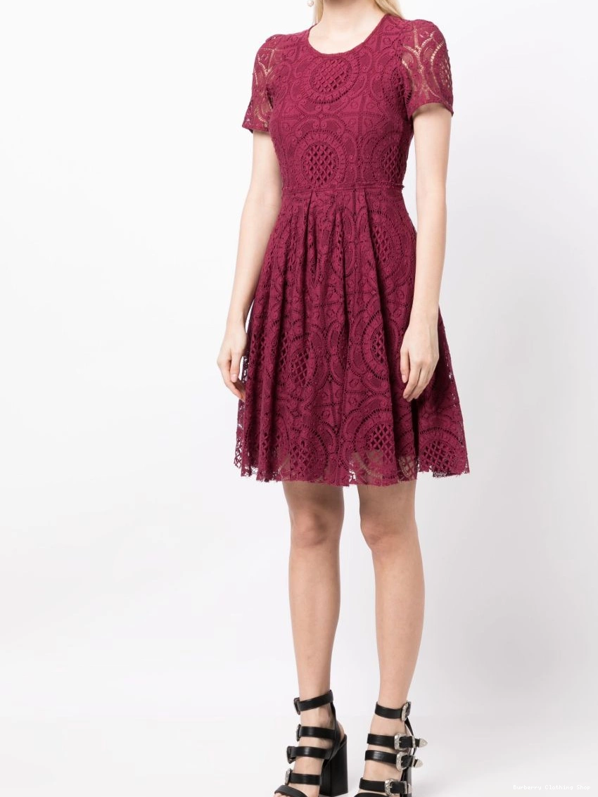 Affordable lace Burberry dress Women short-sleeve flared 0308